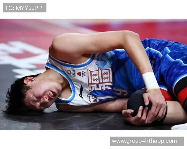 周琦因腰伤缺席对阵新疆许利民表示下场有望复出