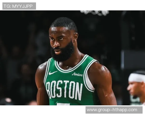 马祖拉称赞怀特的卓越能力在于精准解读对手防守并迅速调整战术