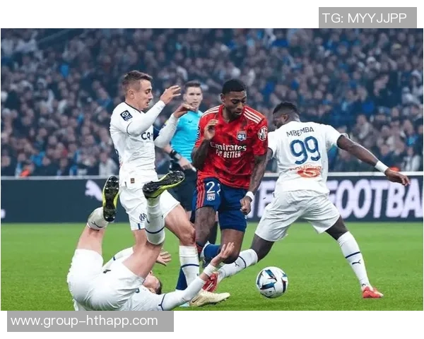 法甲焦点战摩纳哥全力争胜里尔与雷恩展开激烈对决